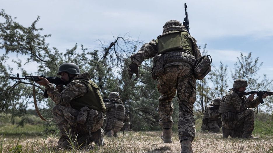 Oficjalnie, choć ustawa mobilizacyjna obowiązuje dopiero niecałe dwa miesiące, Ukraina jest w stanie wystawić 10 nowych brygad. Trudno jednoznacznie ocenić, czy tak jest w rzeczywistości