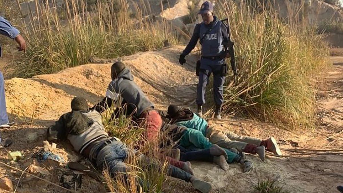 Nielegalni górnicy zostali zatrzymani przez policję