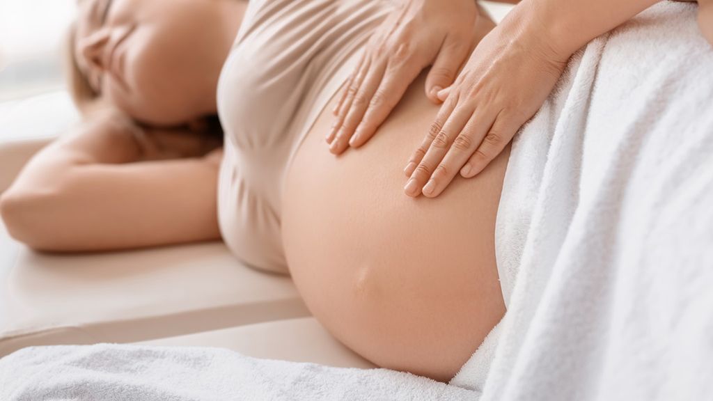 Terapia Bowena pomaga zwalczać takie dolegliwości ciążowe jak m.in. zgaga czy refluks