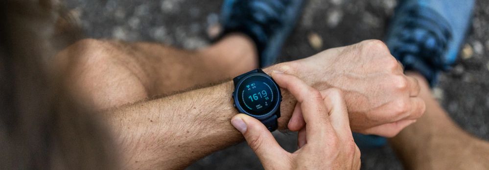 Jaki smartwatch wybrać? Najlepsze funkcje w inteligentnych zegarkach