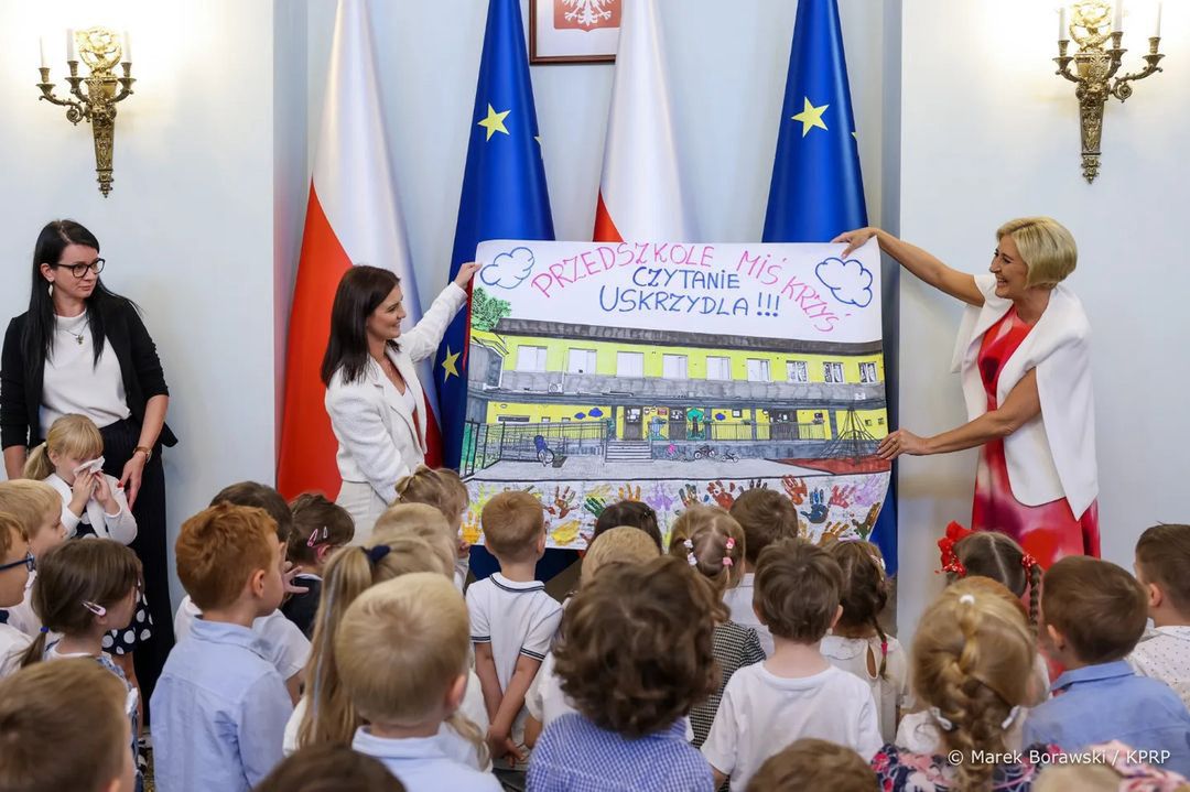 Agata Kornhauser-Duda zaskoczyła okryciem wierzchnim 