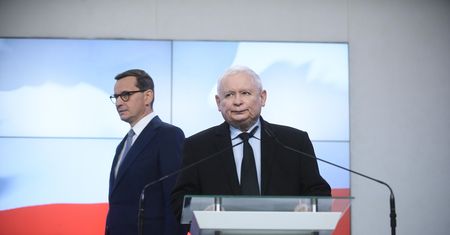 Kaczyński uderza w premiera. "Zrobił to z premedytacją"