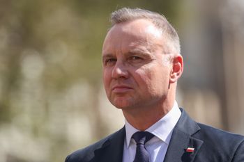 Ma już niewiele czasu. Jak ułaskawia Duda?