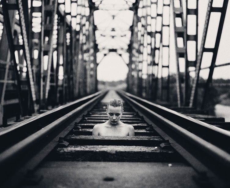 Surrealistyczne zdjęcia Wiktora Franko w Galerii Nizio 4