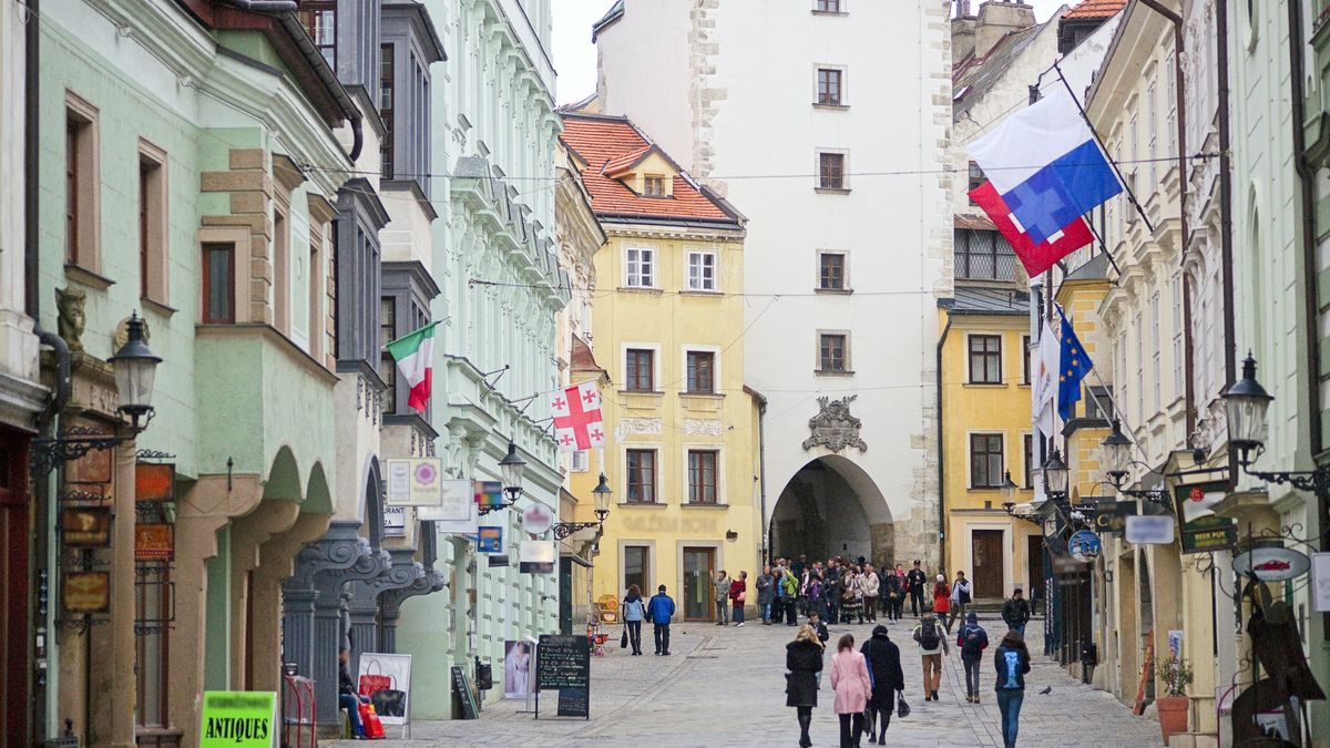 Słowacja płaci cenę za wdrożenie tzw. emerytur stażowych w 2023