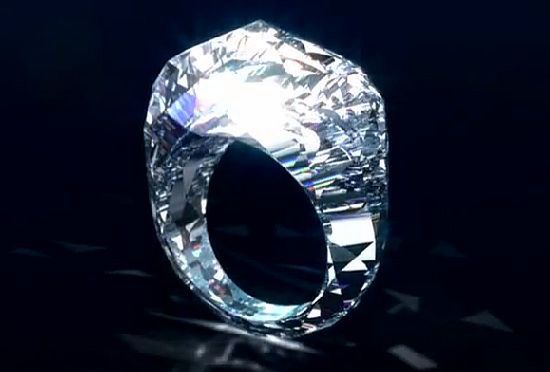 Pierwszy na świecie pierścionek wykonany w całości z diamentu 1