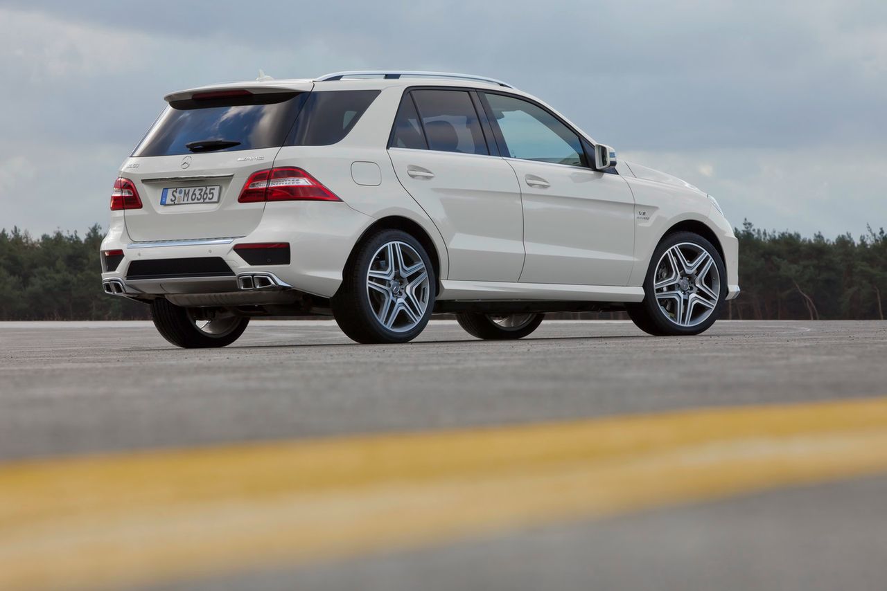 2012 Mercedes-Benz ML63 AMG