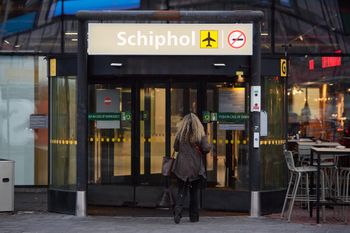 Zimowy paraliż w Holandii. Zapanował komunikacyjny chaos