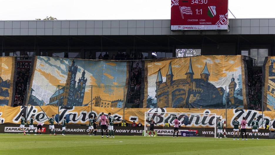 Kibice Cracovii na meczu z Legią