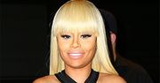 Blac Chyna zasłania biust…