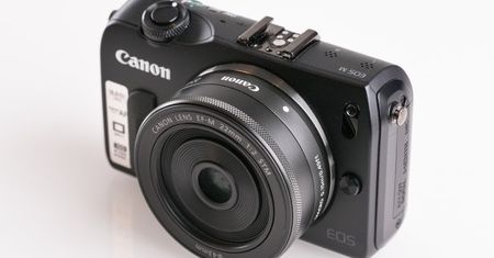 Canon EOS M - hybryda bez głowy [wideotest]