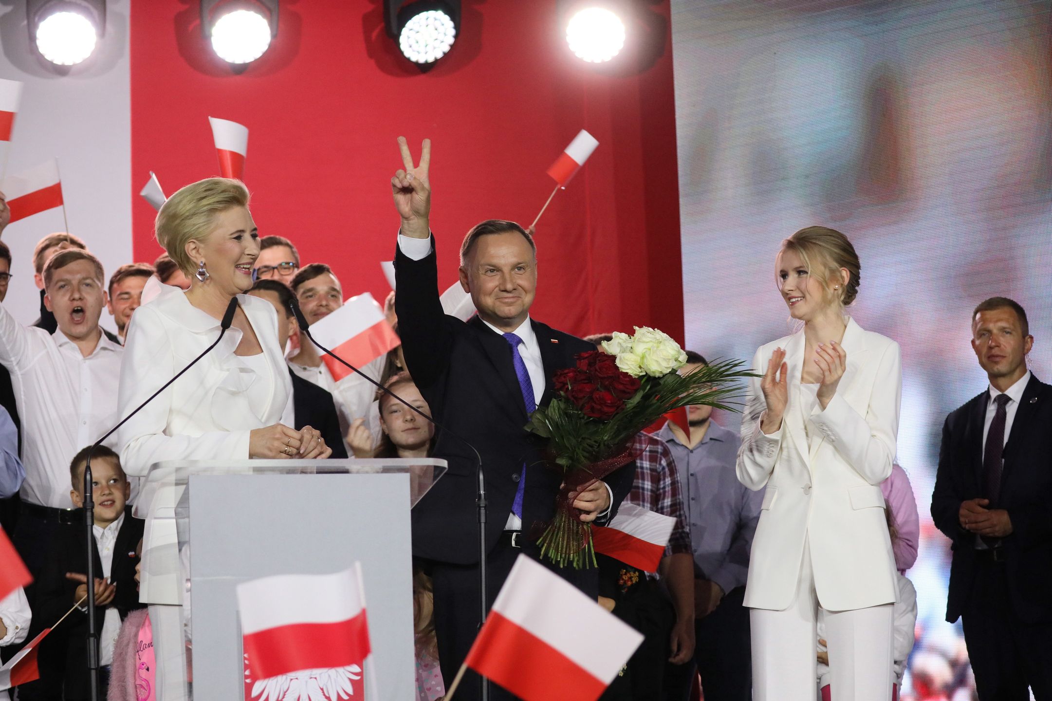 Agata i Kinga Duda na wieczorze wyborczym Andrzeja Dudy