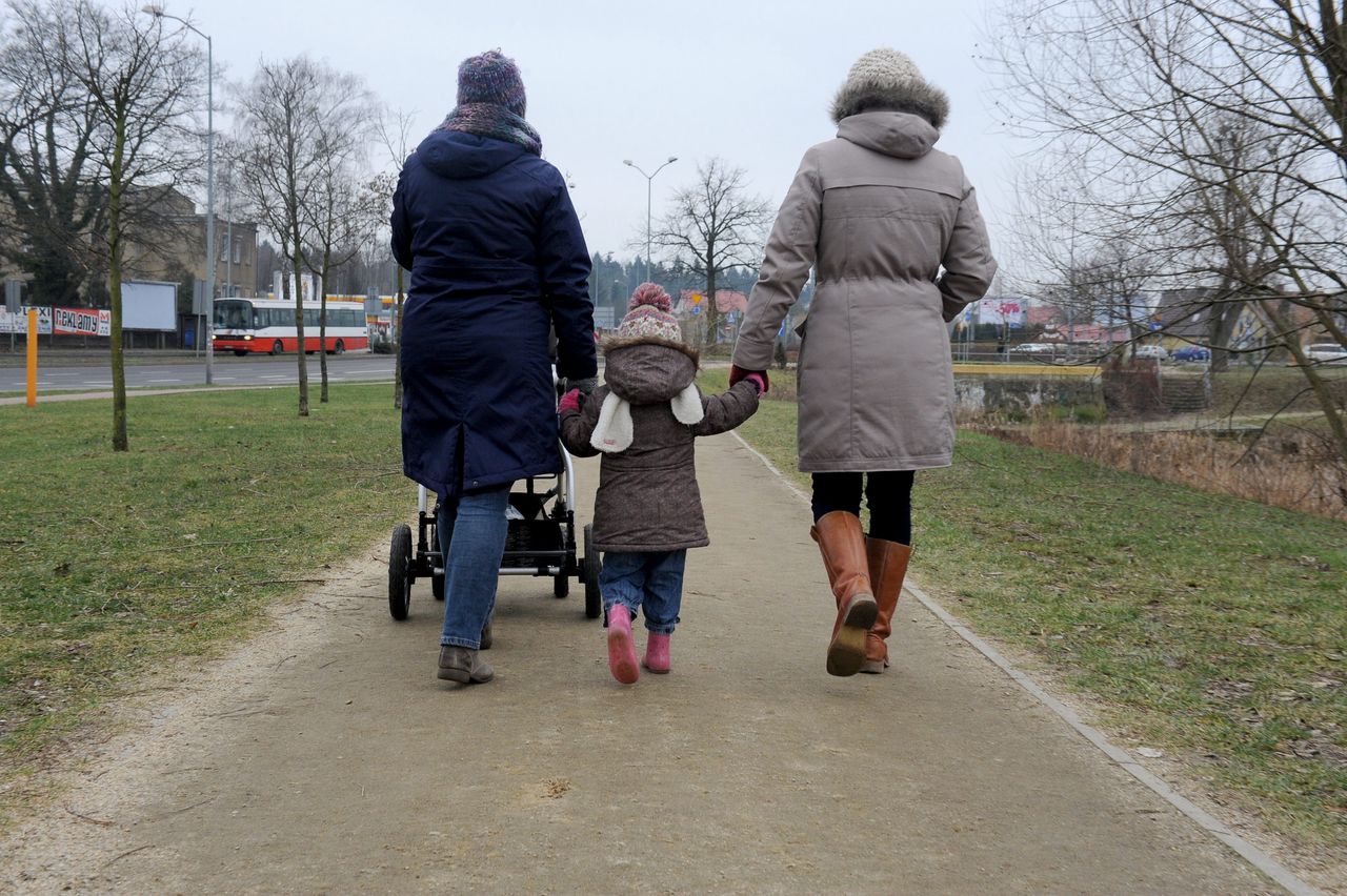 Złożono wnioski o tzw. żłobkowe obejmujące ponad 73 tys. dzieci. To blisko 70 proc. wszystkich uprawnionych.