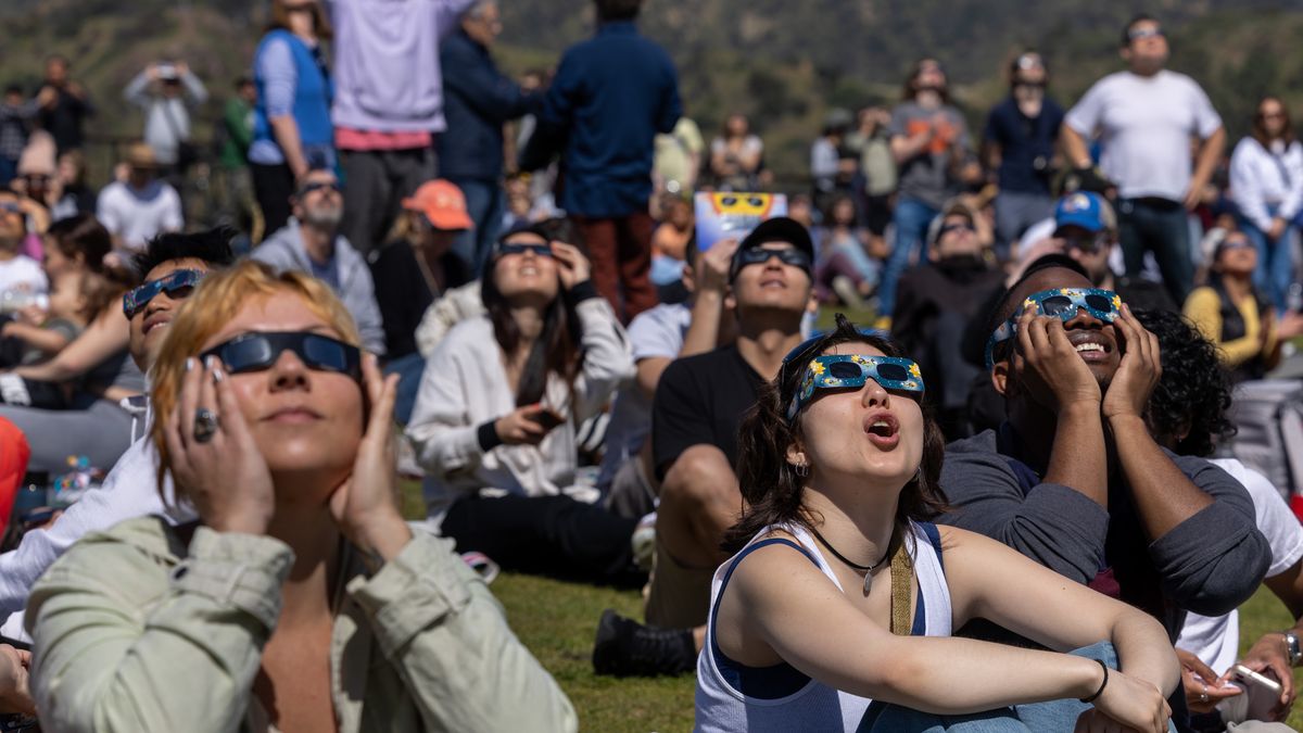 Solar eclipse watchers at Griffith Observatory
Los Angeles, CA - April 08: Solar eclipse watchers at Griffith Observatory on Monday, April 8, 2024 in Los Angeles, CA. (Brian van der Brug / Los Angeles Times via Getty Images)
Brian van der Brug
celetial events sky scape orbit, united states, los angeles, ca, bestof, topix