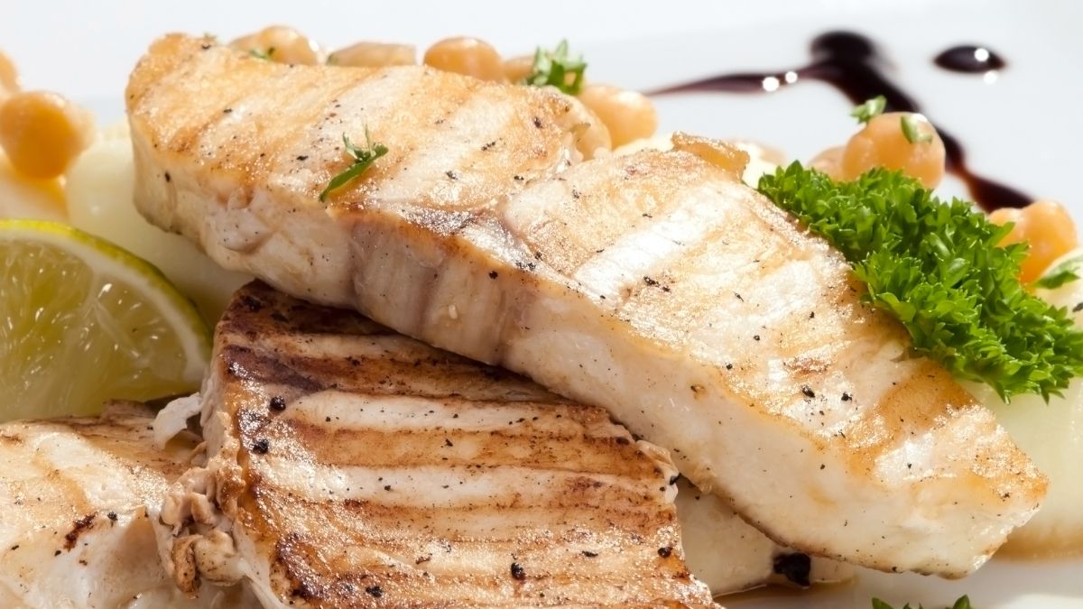 Ryby maślane - dobrze smakują, ale także obciążają organizm i prowadzą do licznych zatruć