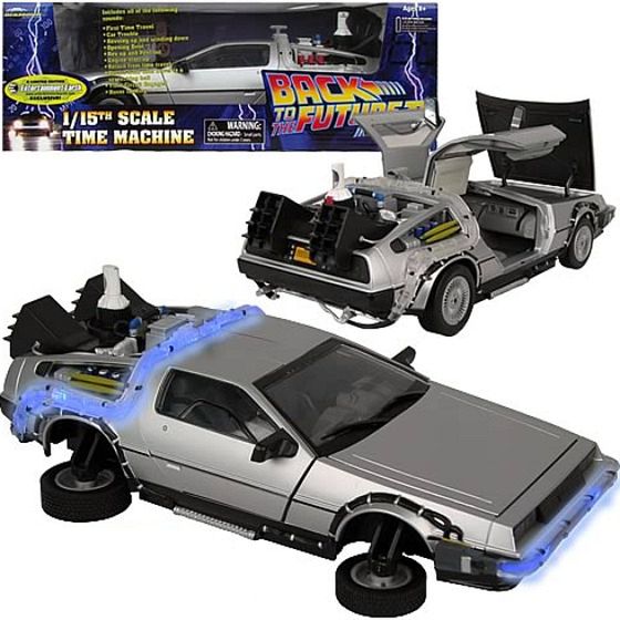 DeLorean z Powrotu do przyszłości II może być Twój! 2