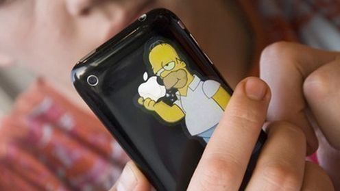 Homer Simpson zmieni twojego iPhone’a 1