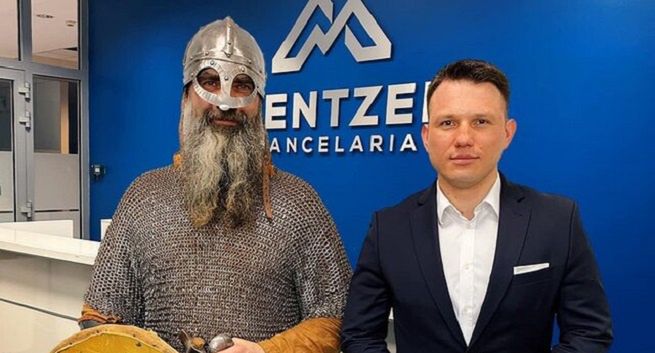 Wiceszef Kuchni Vikinga z zarzutami prokuratorskimi. Kanał Sportowy się odcina, co zrobi Mentzen?