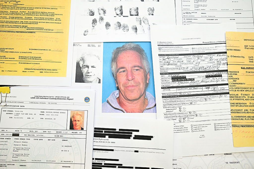 Media: Raport FBI ws. Epsteina. Brak dowodów na siatkę elit Kép