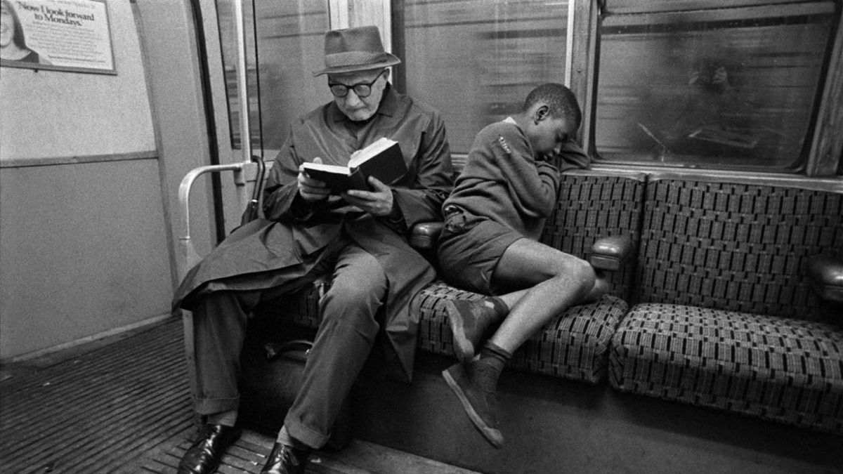 Londyńskie metro lat 70. i 80. w obiektywie Boba Mazzera 1