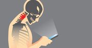 Smartfony nas krzywdzą. Nastąpił wzrost urazów głowy i szyi wynikający z używania telefonów