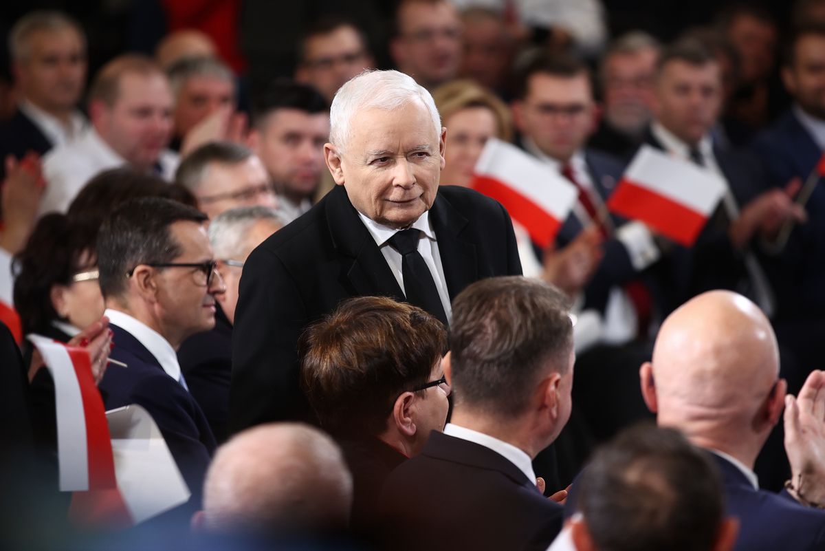 PiS ma kłopoty? Nowy sondaż: Polacy chcą rozliczeń