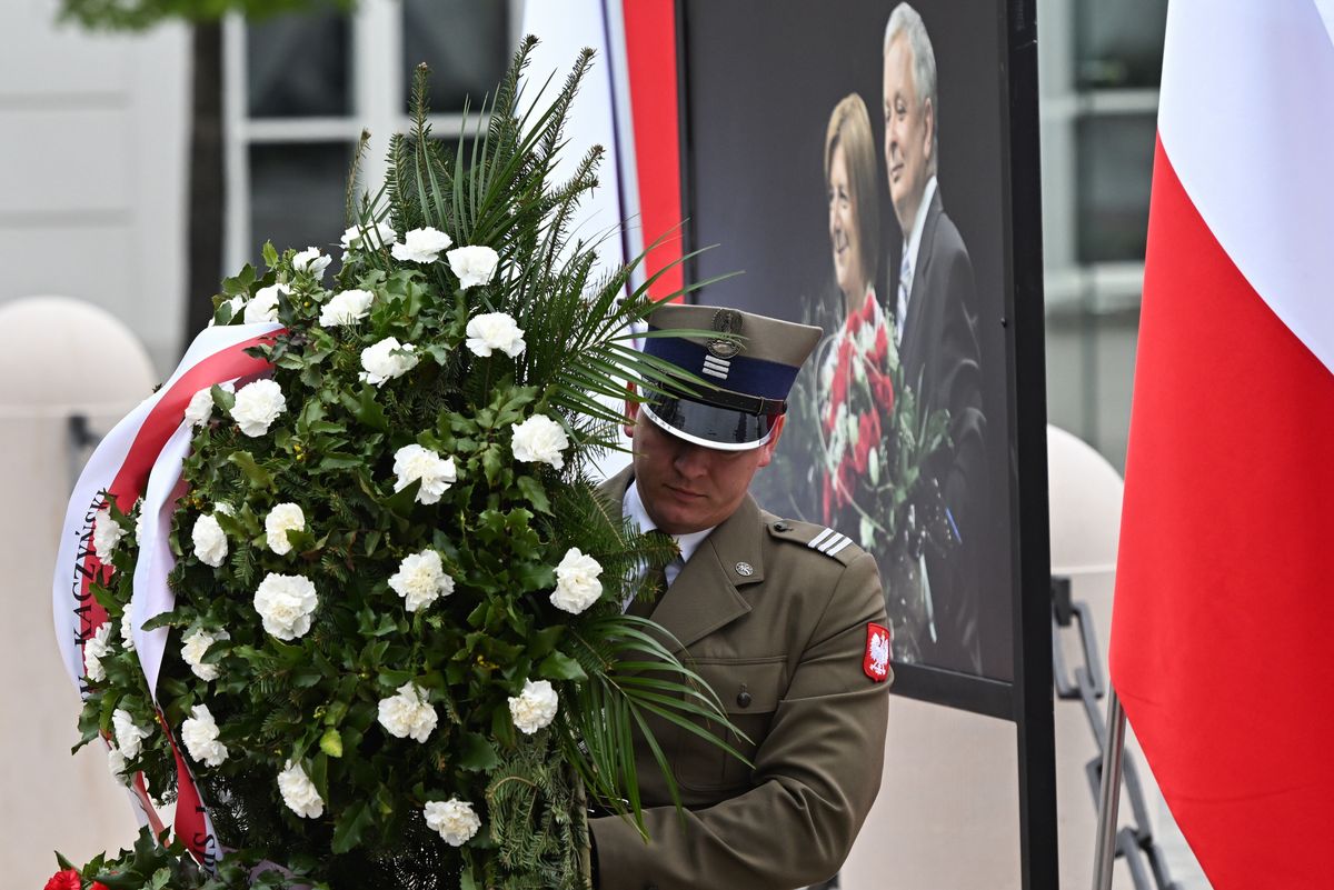 katastrofa smoleńska, prokuratura krajowa, Jarosław Kaczyński Rocznica katastrofy smoleńskiej. Ruch Prokuratury Krajowej