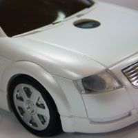 Made in China: Telefon w kształcie Audi 2