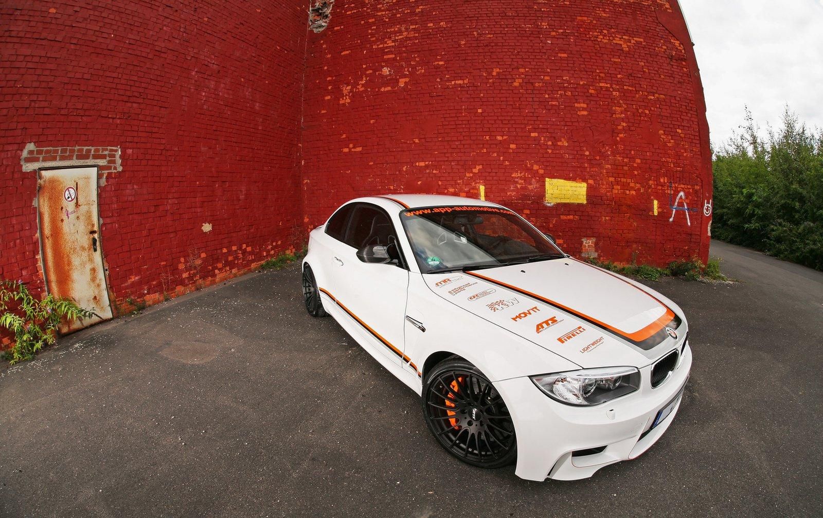 BMW 1 M APP