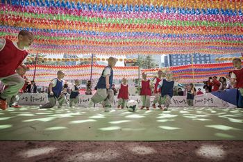 Uciekną katastrofie? Ten kraj kurczy się w oczach