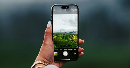 To ta marka sprzedała w 2024 najwięcej smartfonów. Nie, nie jest to Samsung