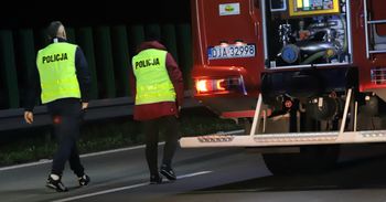 Kolejny wypadek na Dolnym Śląsku. Tir zderzył się z busem