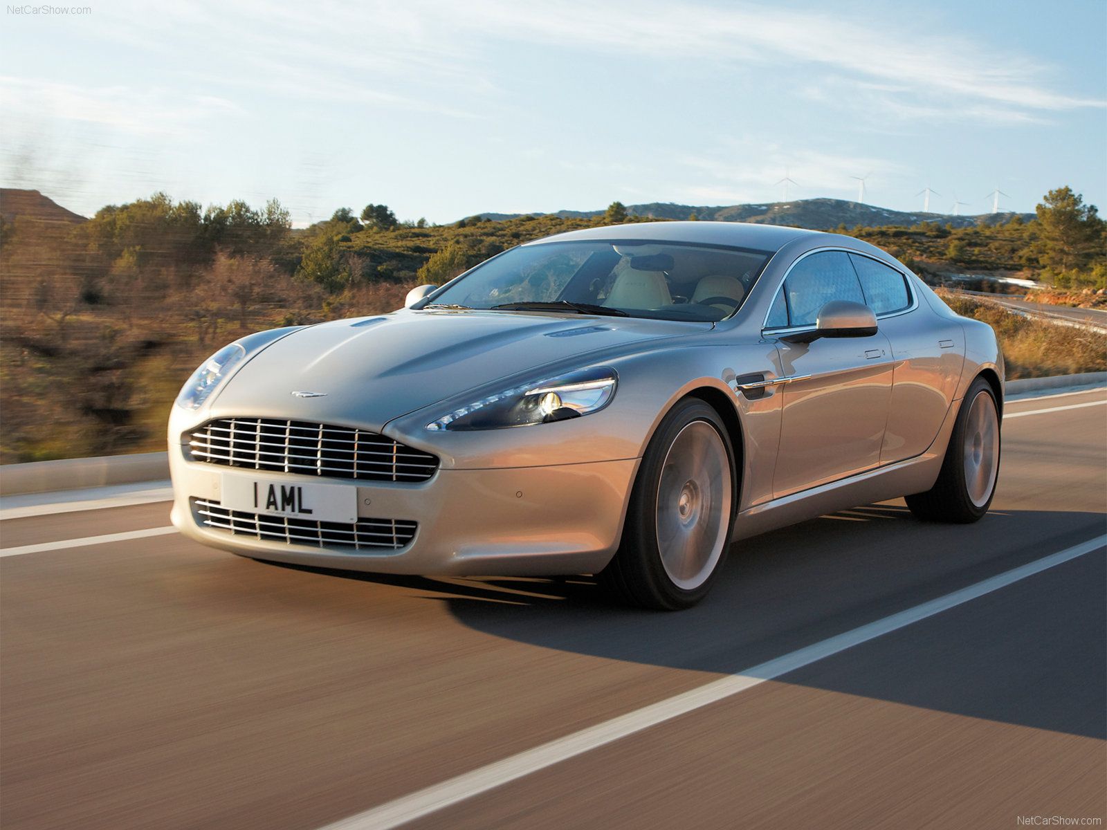 Aston Martin Rapide 1