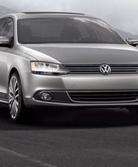 VW Jetta: Mniej Golfa, więcej Passata