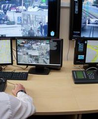 Upoluj pirata: czyli wielki brat patrzy