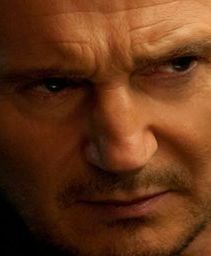 "Non-Stop" - Neeson lubi walnąć pięści w... twarz