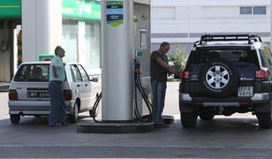 Paliwo nieco tańsze