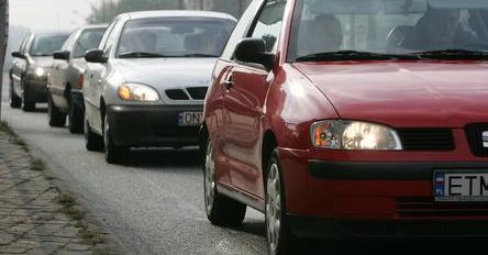 Jak skutecznie poprawić działanie reflektorów?