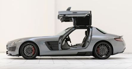 Brabus 700 Biturbo: SLS na sterydach