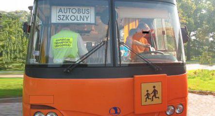 Kontrole szkolnych autobusów