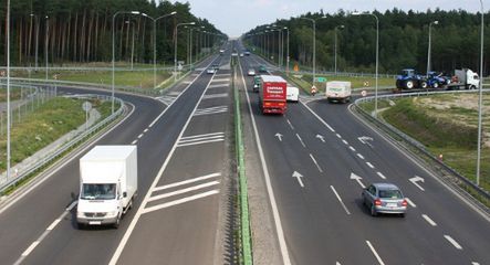 Mandaty dla ciężarówek omijających płatne drogi