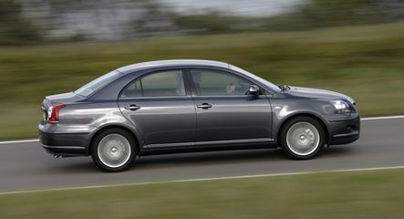 Toyota Avensis: wadliwy układ paliwowy