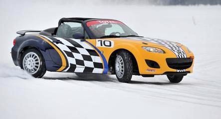 Mazda Mx-5: zimowy wyścig