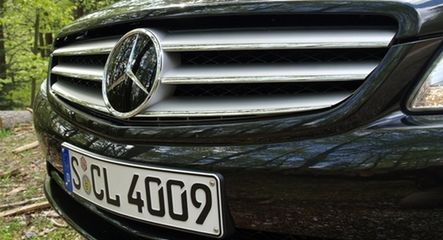Drastyczny spadek zysków Daimlera