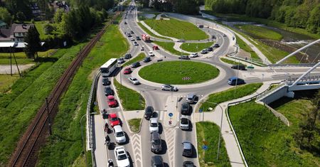 Gigantyczne korki. Polacy wracają z długiego weekendu