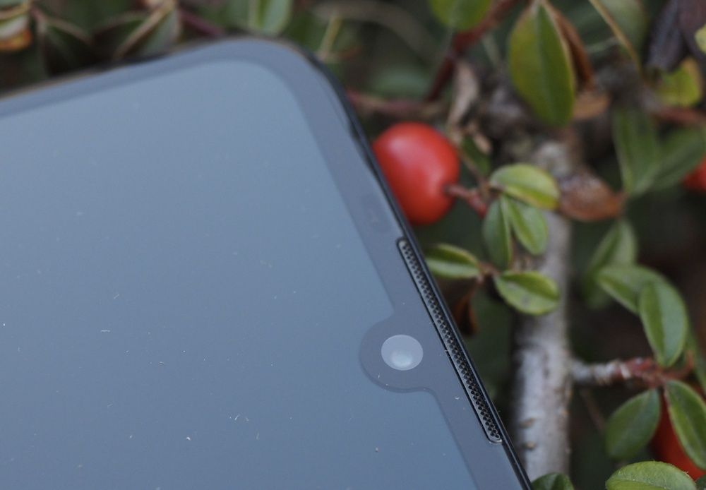 Motorola One Zoom widok przedni aparat