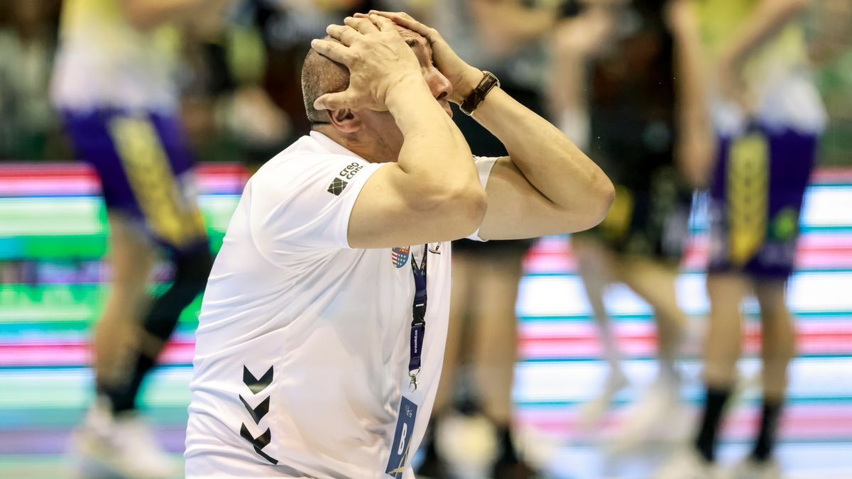 PAP/EPA / HANNIBAL HANSCHKE / Na zdjęciu: Tałant Dujszebajew 