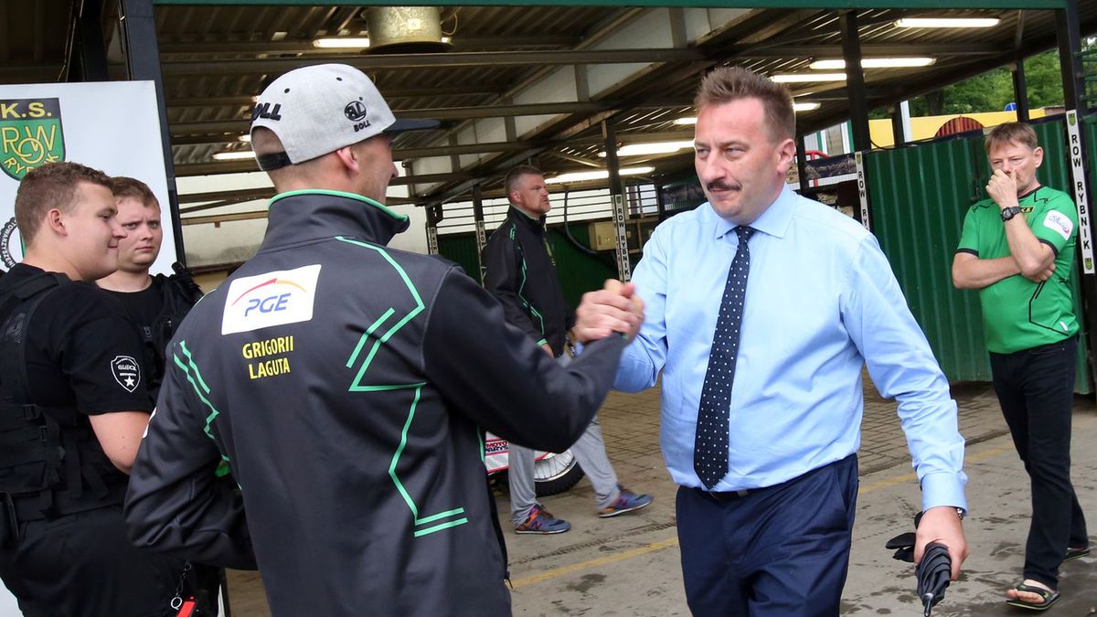 WP SportoweFakty / Łukasz Trzeszczkowski / Na zdjęciu: Krzysztof Mrozek i Grigorij Łaguta