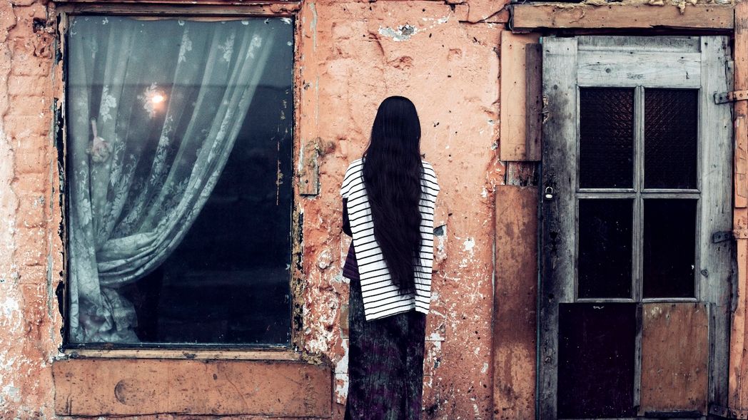 Stigma. Dokument fotograficzny Adama Lacha, który zmieni nasze nastawienie do Romów? [wywiad] 1