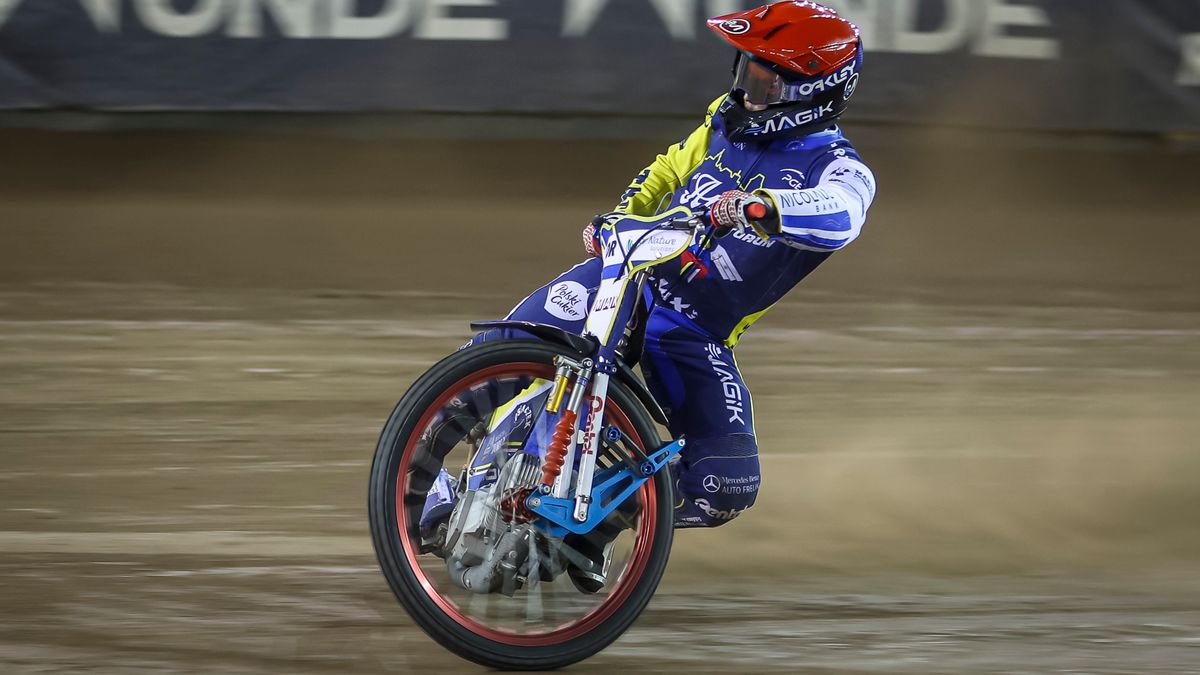 WP SportoweFakty / Julia Lambert / Na zdjęciu: Emil Sajfutdinow